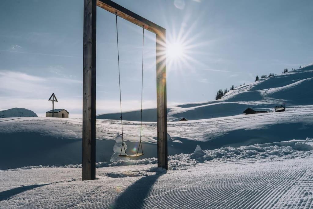 Sonniges Bergblick-Appartement Damuels Bagian luar foto