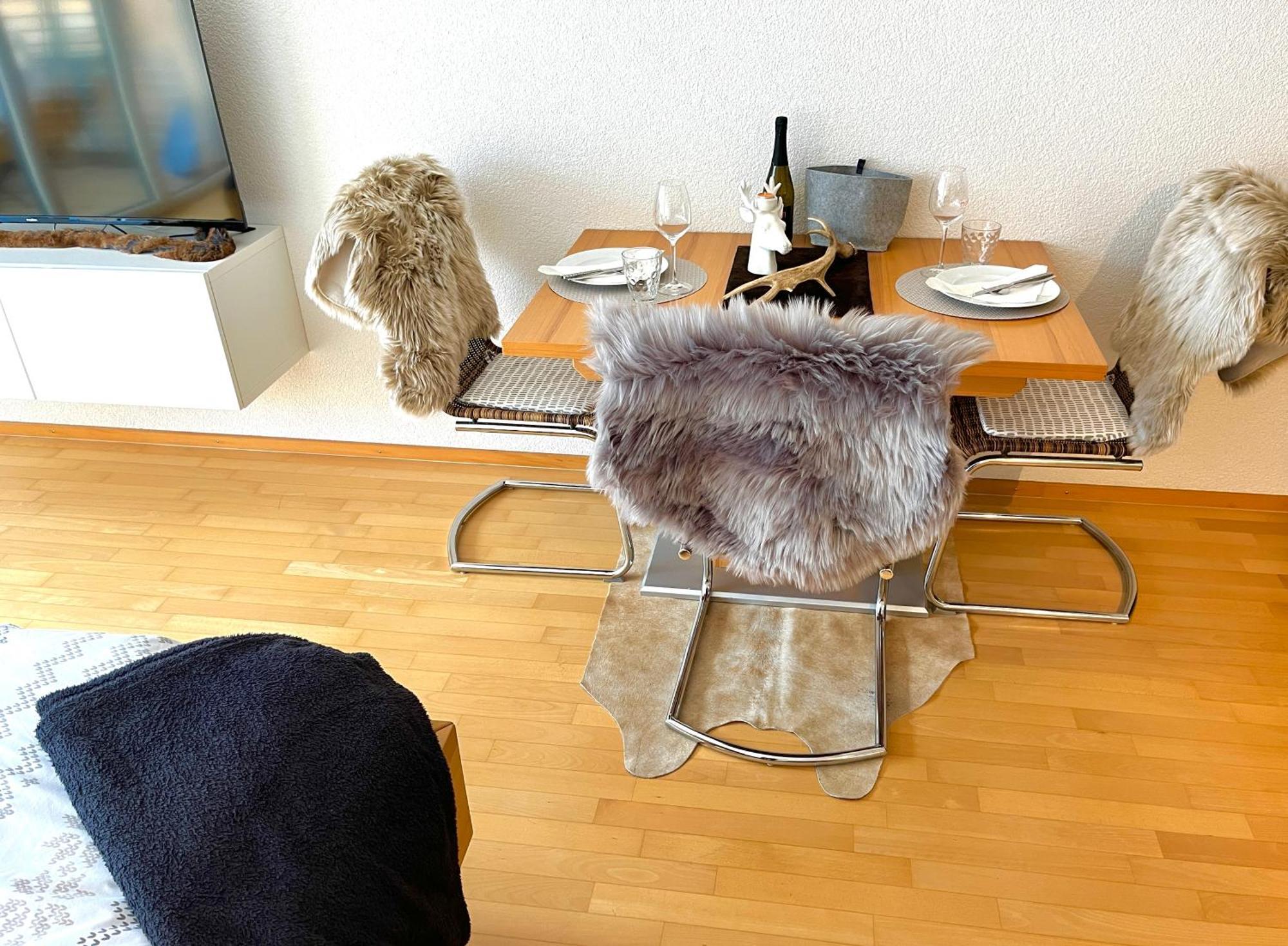 Sonniges Bergblick-Appartement Damuels Bagian luar foto